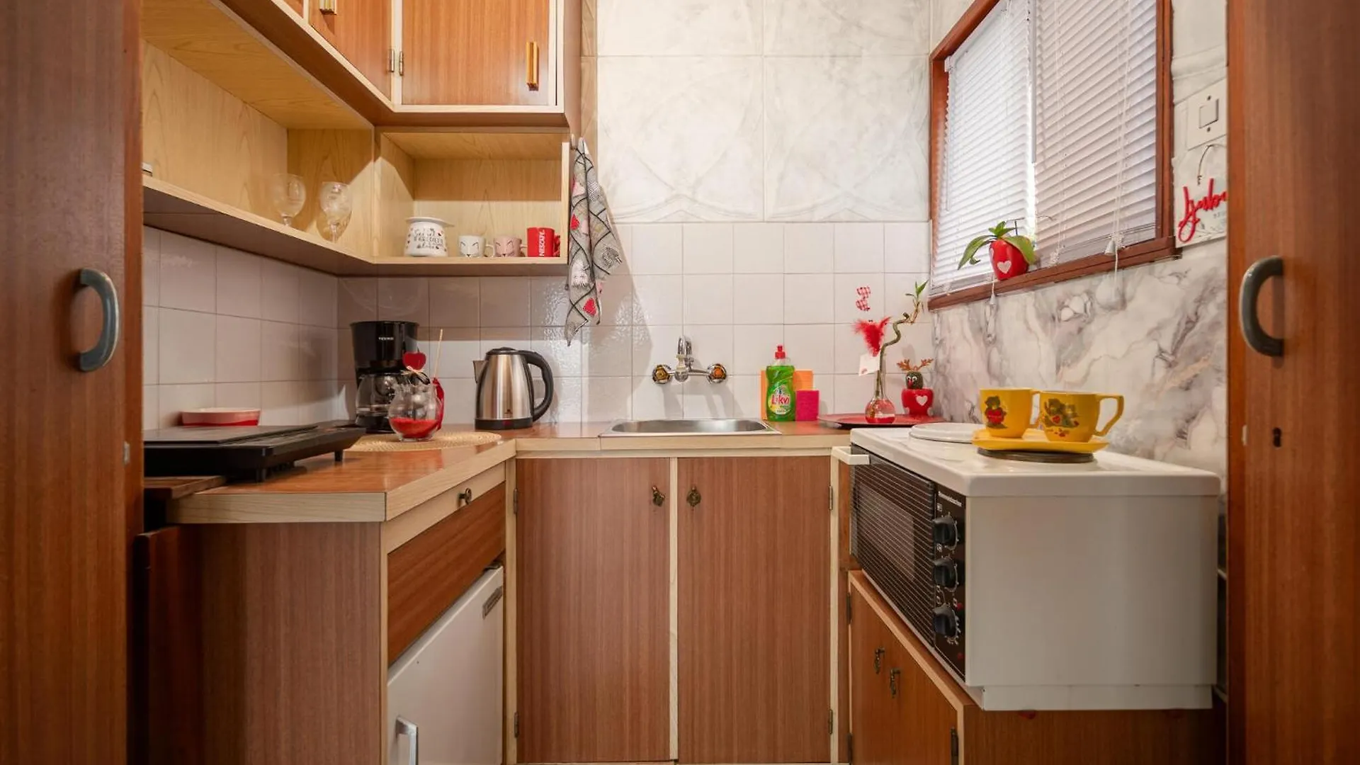 2 Bedroom Beautiful Apartment In Lovran