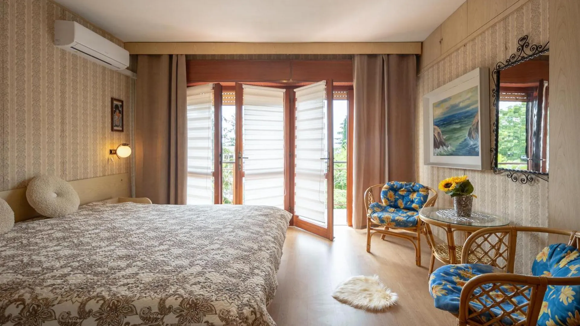 2 Bedroom Beautiful Apartment In Lovran